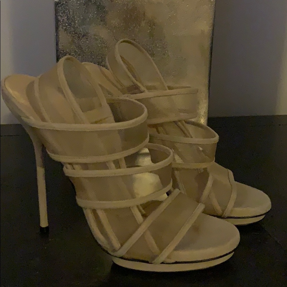 Gucci heels
